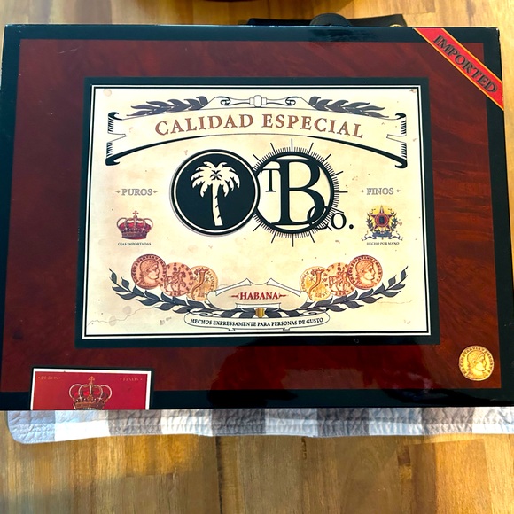 Vintage 2005 Bombay Calidad Especial Cigar Box 🗃️ Excellent Condition - Picture 1 of 2